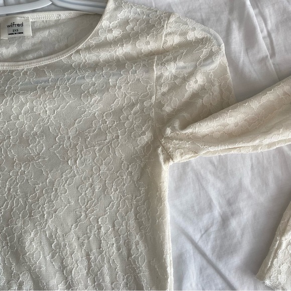 Aritzia Wilfred sheer top - Picture 2 of 4